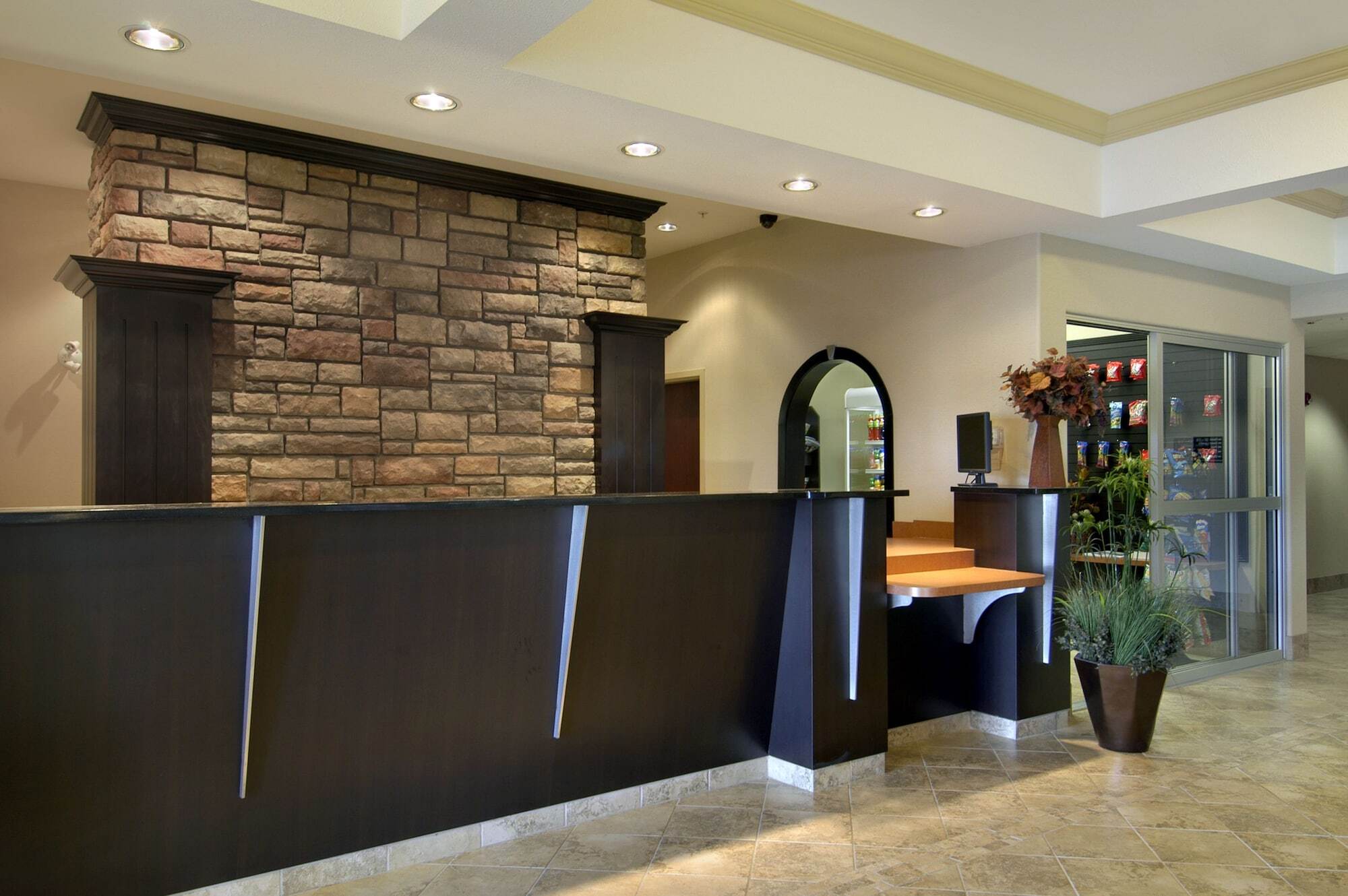 Ramada By Wyndham Pincher Creek Exterior foto